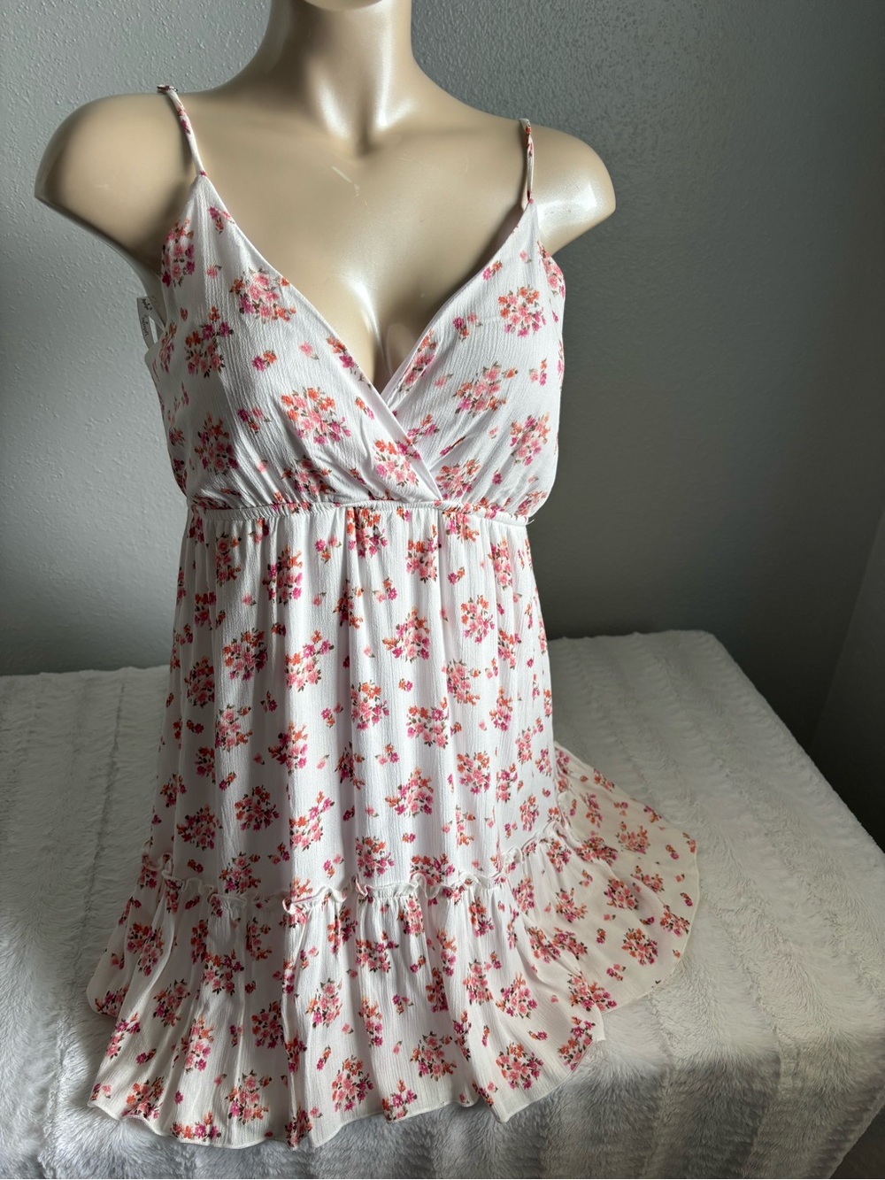 White Floral Spaghetti Strap Mini Sundress Coquette Cottagecore Y2K New